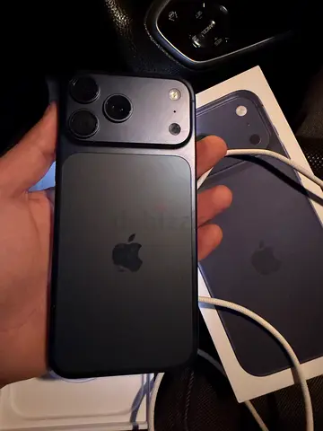 Iphone 17 pro max 1tb TDRA uae version like new