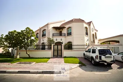 Exclusive 4BR Villa | Fully Upgraded | Private Garden