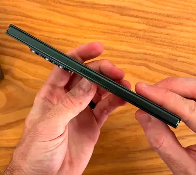 Samsung Galaxy Z Fold 8ULTRA (SPECIAL COLOUR)