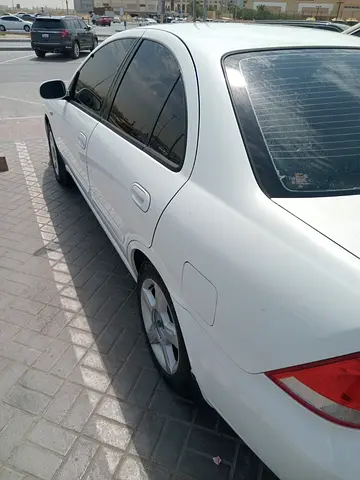 2008 Nissan SUNNY photo 3