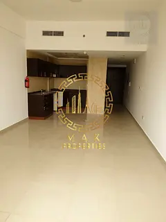 Spacious Studio | 475 Sq.Ft. | Chiller WITH DEWA | Mid Floor | Frankfurt Tower
