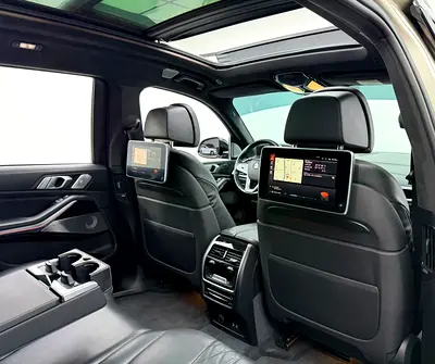2019 BMW X7 — миниатюра 17