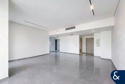 Fully upgraded | Unfurnished | 3 bedroom