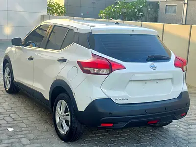 2020 Nissan Kicks SV | Low Mileage | American Specs