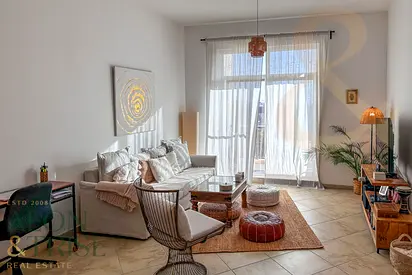 Sunset facing Exclusive 1 bed in Sherlock house