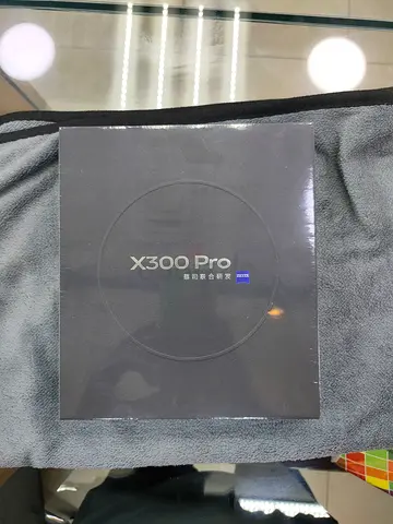 Vivo x300 pro 16/512