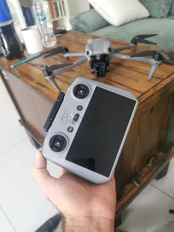 DJI AIR 3