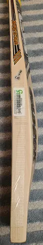 CA GOLD20K HARDBALL Cricket bat 2.7LB Brand New