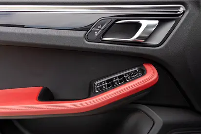 Porsche Macan Standard, миниатюра 10