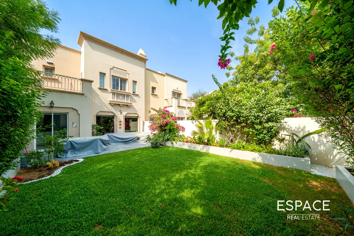 New to Market | Extended | Opposite Pool