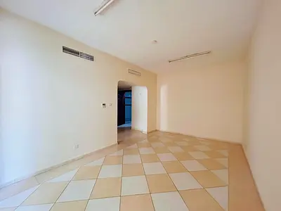 🏡 شقة فاخرة بغرفة نوم واحدة 🍳 مطبخ منفصل وشرفة ❄️ تكييف مركزي 📍 موقع مميز 👨‍👩‍👧 مبنى عائلي 🔥 جاهزة للسكن | عدد محدود متوفر