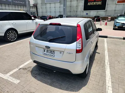 2016 FORD FIGO 照片 5
