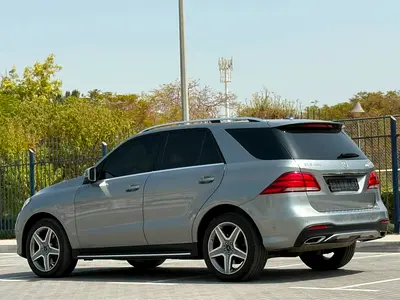 صورة 10 لـ 2016 Mercedes-BENZ GLE