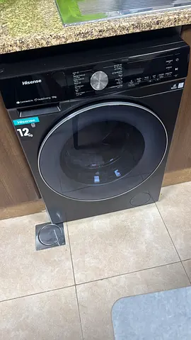 Hisense 12kg Front Load Washer - Good Condition