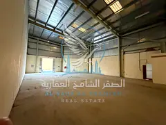 Main Road Warehouse in Industrial 18 | 3,200 Sq Ft