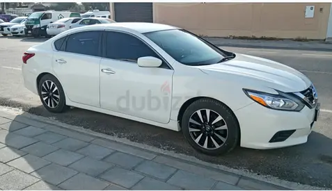 Well Maintained Nissan Altima SV 2018 | American Specs