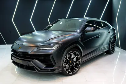 2024 Urus Performante, Full Carbon Pack, Rear Entertainment, Akrapovic Exhaust, Dealer Warr + Serv!!