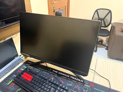 Gaming Samsung 180Hz Monitor Odyssey G3 G30D