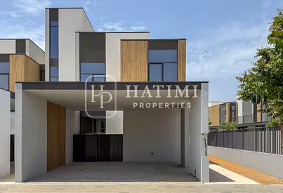 Prime Location | Brand New | Single Row I Stylish