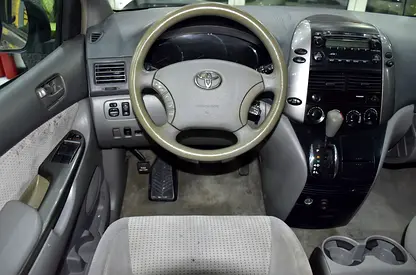صورة 12 لـ 2008 Toyota SIENNA