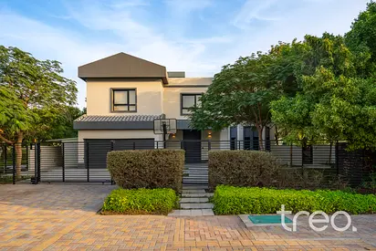 Stunning Renovated Villa | Ready | Single Row