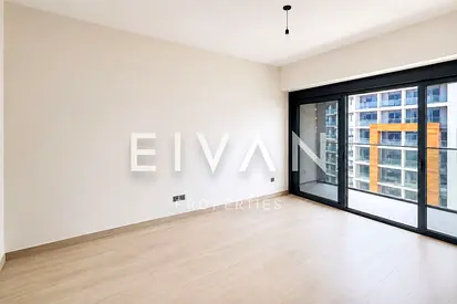 Vibrant Community Living | Balcony | Waterfront