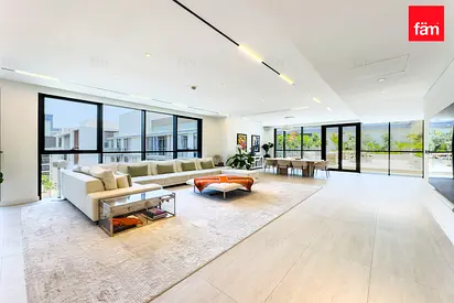 VACANT | SPACIOUS | HIGH FLOOR | EXCLUSIVE