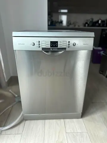 Stainless Steel Bosch Freestanding Dishwasher - Good Condition