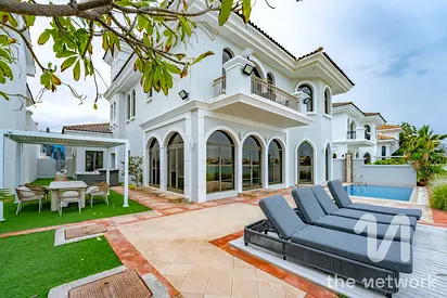 Fully Furnished | Stunning View | Upgraded