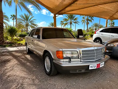 Classic 1990 Mercedes-Benz 560 SEL -Clean title