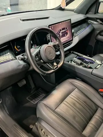 2023 Zeekr 009 照片 9