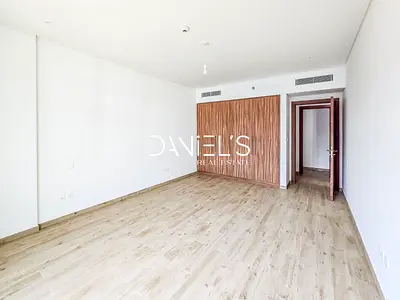 Corner | Burj+Park View | With Kitchen Appliances