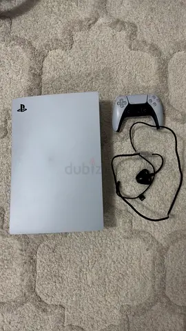 PlayStation 5 Slim (White) with Controller — excellent Working Condition