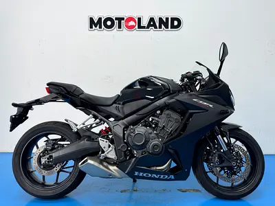 HONDA CBR650R  2023 in Dubai