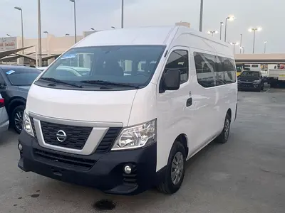 2020 Nissan URVAN thumbnail 3