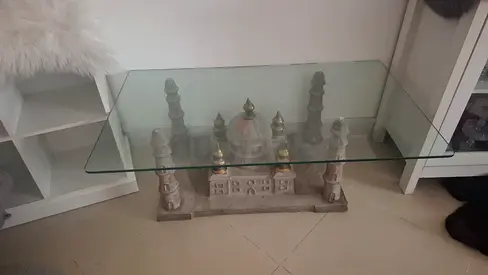 Sofa and coffee table for free
