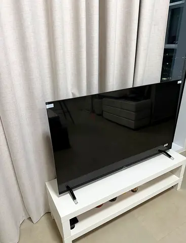 50 inch LED Smart TV in Good Condition