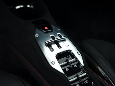 2023 Ferrari SF90 SPIDER — миниатюра 13
