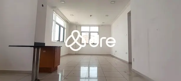 Vacant | Open View | Corner Unit