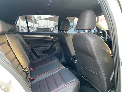 صورة 16 لـ 2019 Volkswagen GOLF GTI