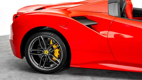 2018 Ferrari 488 SPIDER — миниатюра 17