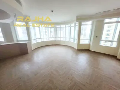 HUGE LAYOUT | VACANT | PRIME LOCATION
