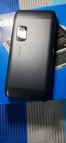 Nokia E7 Old model Mobile phone for sale