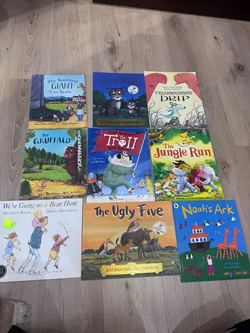 Collection of children's storybooks including The Gruffalo, The Jungle Run, Noah's Ark and more