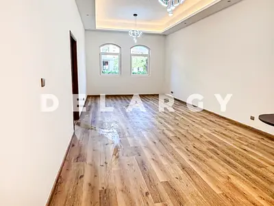 Upgraded | Private Garden | Multiple Cheques
