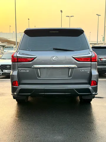 2018 Lexus LX-SERIES — фото 4