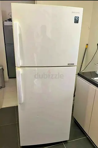 Samsung fridge urgend for sale
