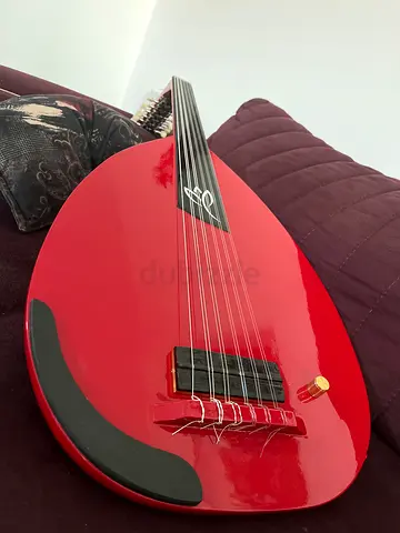 Electric oud