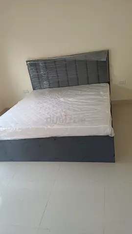 BRAND NEW KING SIZE FAIBRC WOOD BED INCLUDING MATTRESS 180X200 CM