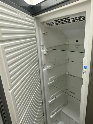 Clean used 3 freezer compartment - & 1 Small chest freezer - used, good working conditions